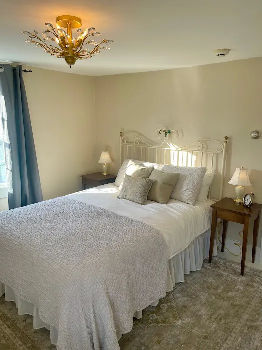Independence Inn 4