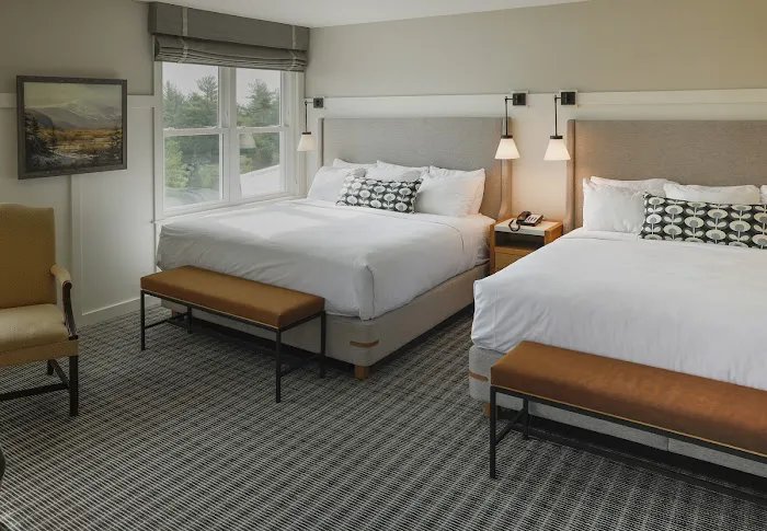 White Mountain Hotel & Resort 5