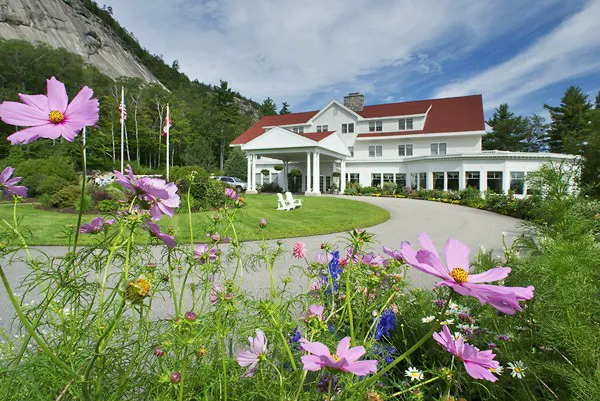 White Mountain Hotel & Resort 5