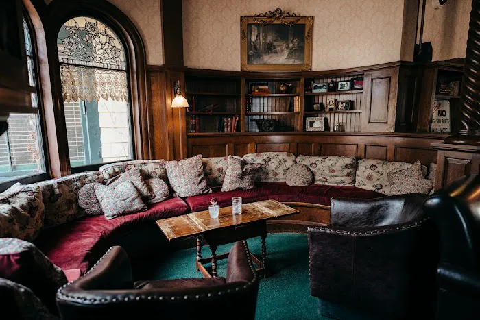 Stonehurst Manor 5