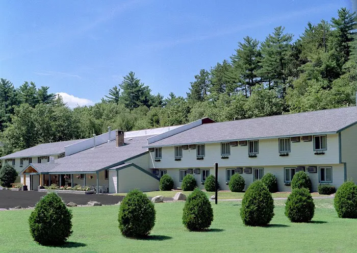 Eastern Inn & Suites 5