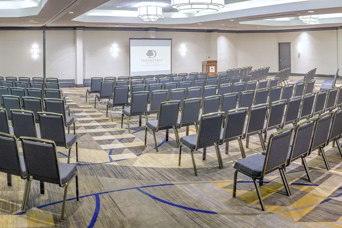 DoubleTree by Hilton Hotel Boston - Rockland 4