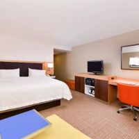 Hampton Inn & Suites Plymouth ico