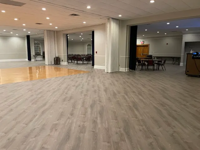 Whaler Inn and Suites 4