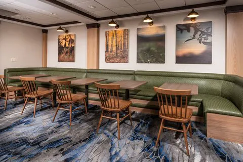 Fairfield Inn & Suites New Bedford 4