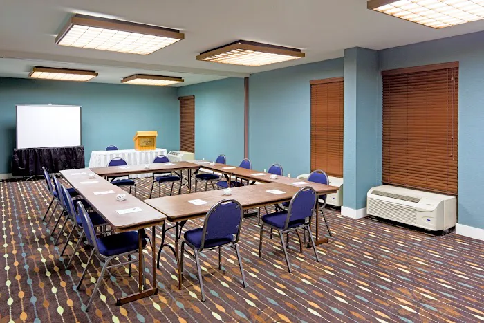 Hampton Inn New Bedford/Fairhaven 4