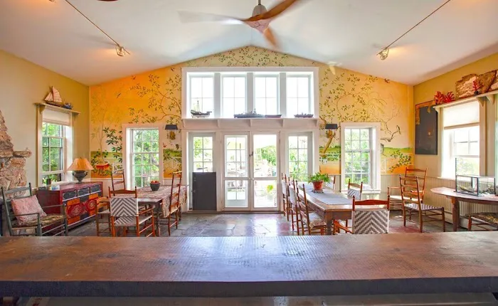 The Paquachuck Inn 5
