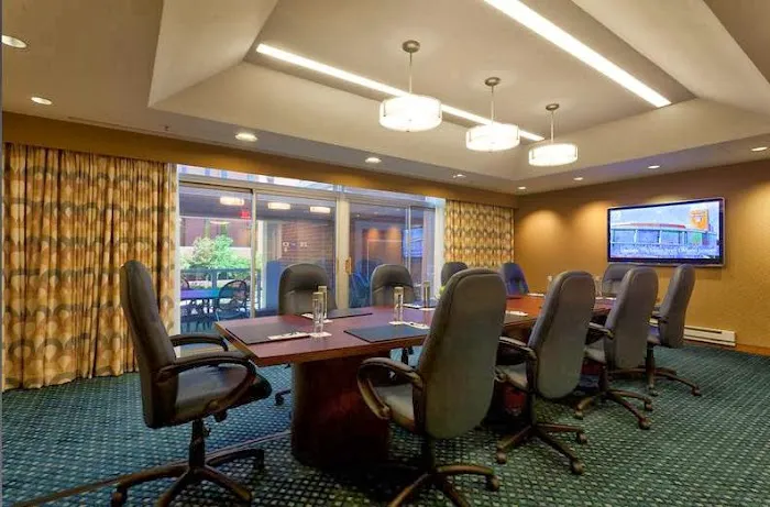 UMass Lowell Inn & Conference Center 5