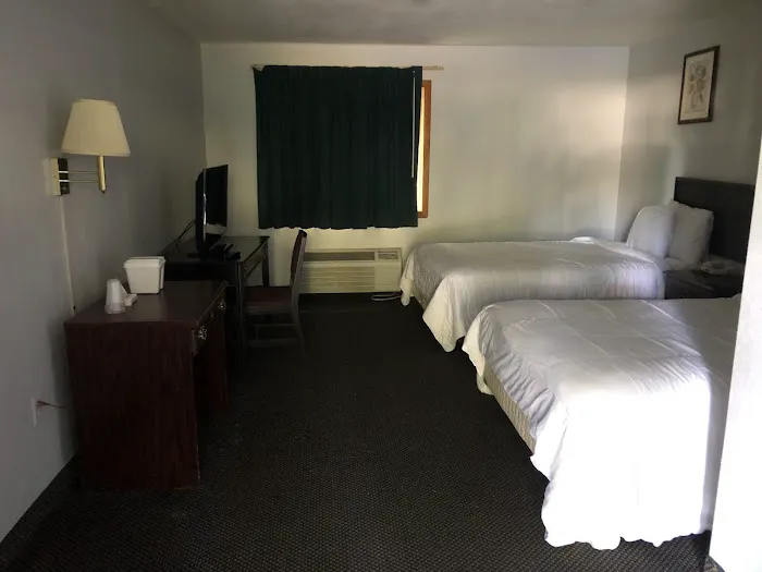 Red Roof Inn Sutton 4