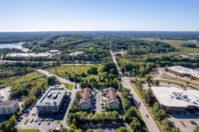 Residences at Tewksbury 5