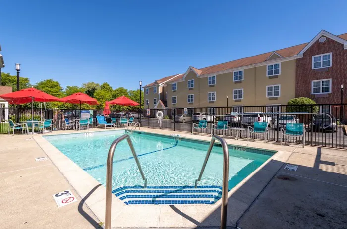 Residences at Tewksbury 5