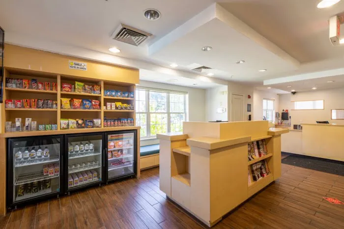 Residences at Tewksbury 5