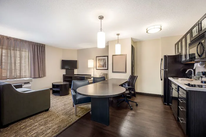 Sonesta Simply Suites Boston Burlington 4