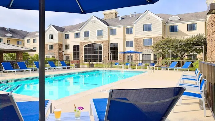 Staybridge Suites Boston - Burlington by IHG 4