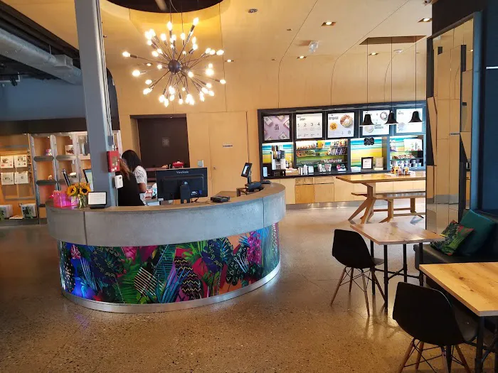 Aloft Lexington 4