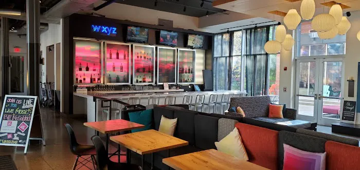 Aloft Lexington 4
