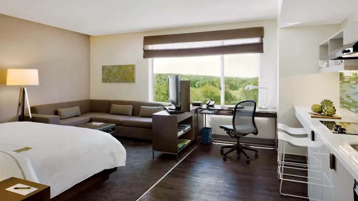 Element Lexington 4