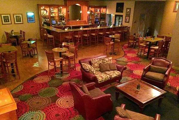 Days Inn by Wyndham Warren 4