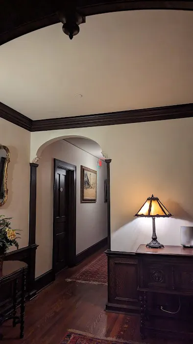 Hazeltine Boutique Hotel 4