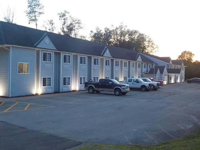 MJ Inn & Suites Marienville 4