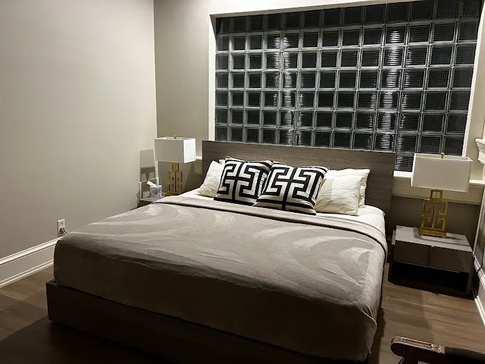 The Edward Hotel 5