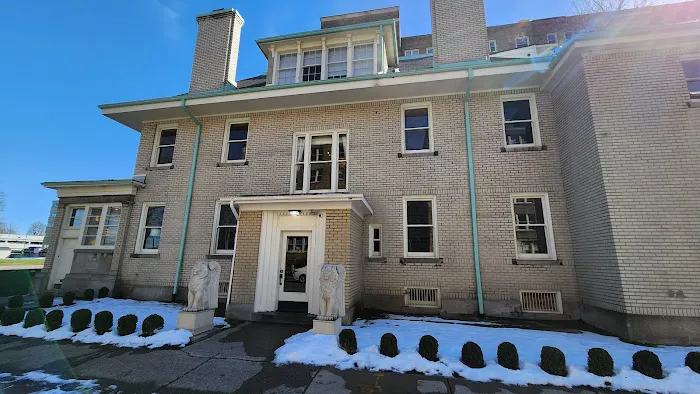The Edward Hotel 5