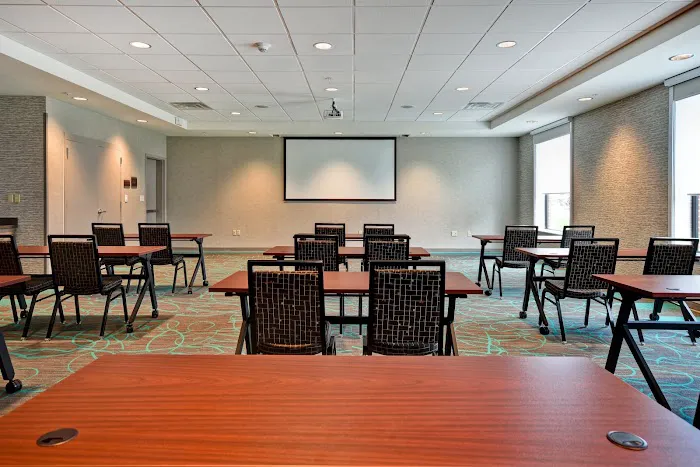 Home2 Suites by Hilton Amherst Buffalo 3