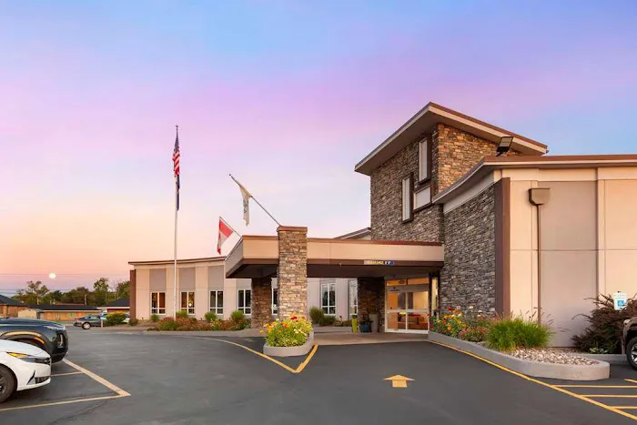 Best Western Summit Inn 4