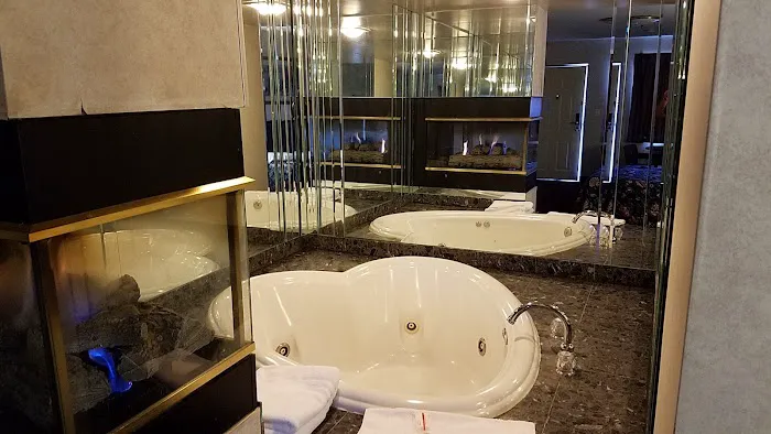 Travelodge by Wyndham Niagara Falls 4