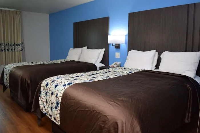 SureStay Plus by Best Western Niagara Falls East 4