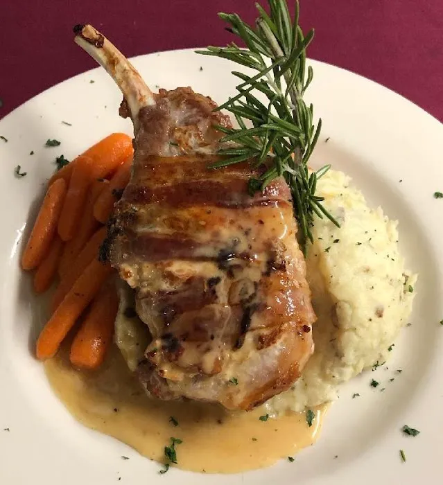 Governor's Inn & Restaurant 4