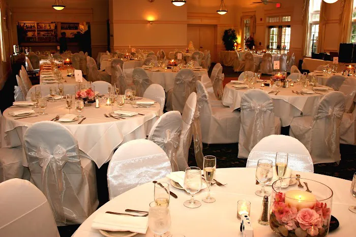 Governor's Inn & Restaurant 4