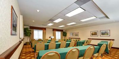 Comfort Inn & Suites Dover-Portsmouth