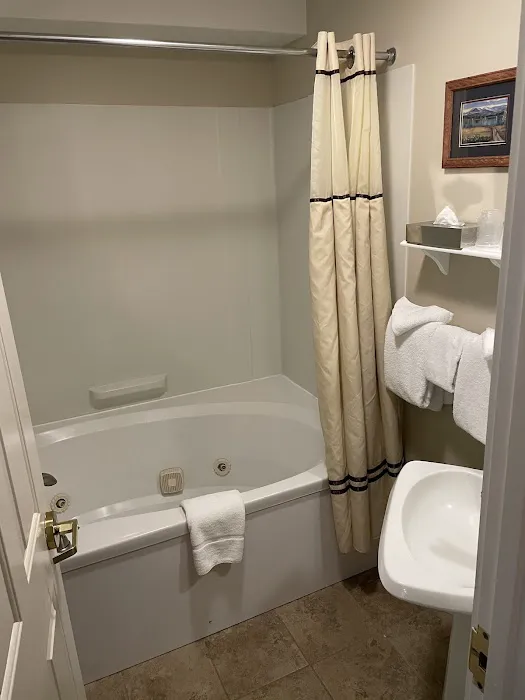 Eastern Slope Inn Resort 5