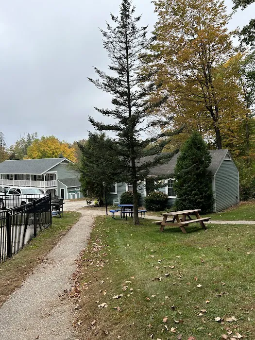 Village Place at Eastern Slope Inn Resort 5