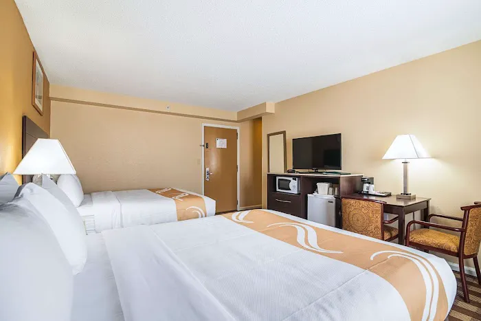 Quality Inn 5