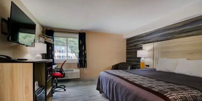 Yankee Clipper Inn, SureStay Collection by Best Western