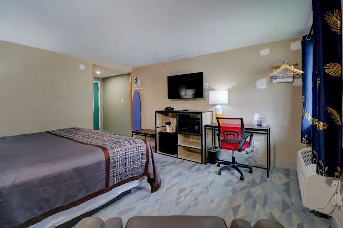 Yankee Clipper Inn, SureStay Collection by Best Western 5