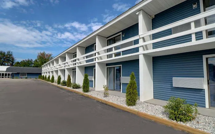 Yankee Clipper Inn, SureStay Collection by Best Western 5
