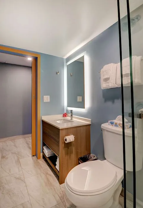 Yankee Clipper Inn, SureStay Collection by Best Western 5