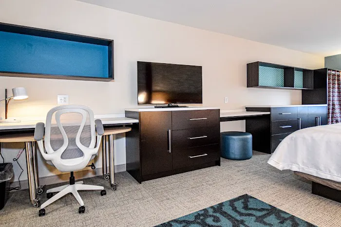Home2 Suites by Hilton North Conway 5