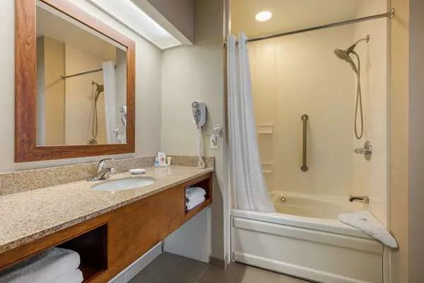 Comfort Inn & Suites North Conway 5