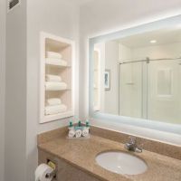 Holiday Inn Express & Suites Clifton Park by IHG ico