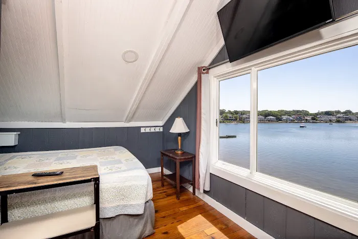 The Onset Beach Compound - Cape Cod Beach Resort & Oceanic Habitat 5