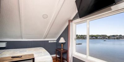 The Onset Beach Compound - Cape Cod Beach Resort & Oceanic Habitat