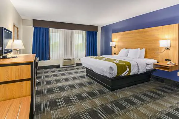 Quality Inn 5