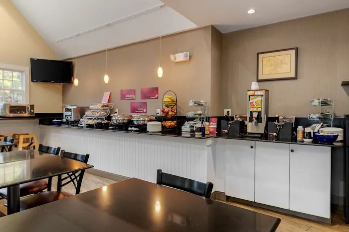 Best Western Plus Cold Spring 5