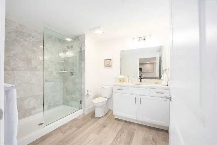 Thomas Sea Suites 5
