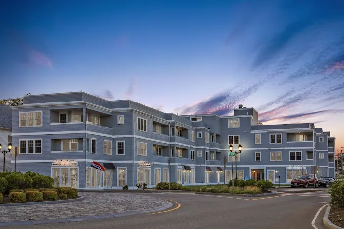 Thomas Sea Suites 5