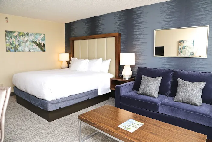 DoubleTree by Hilton Hotel Boston-Andover 4